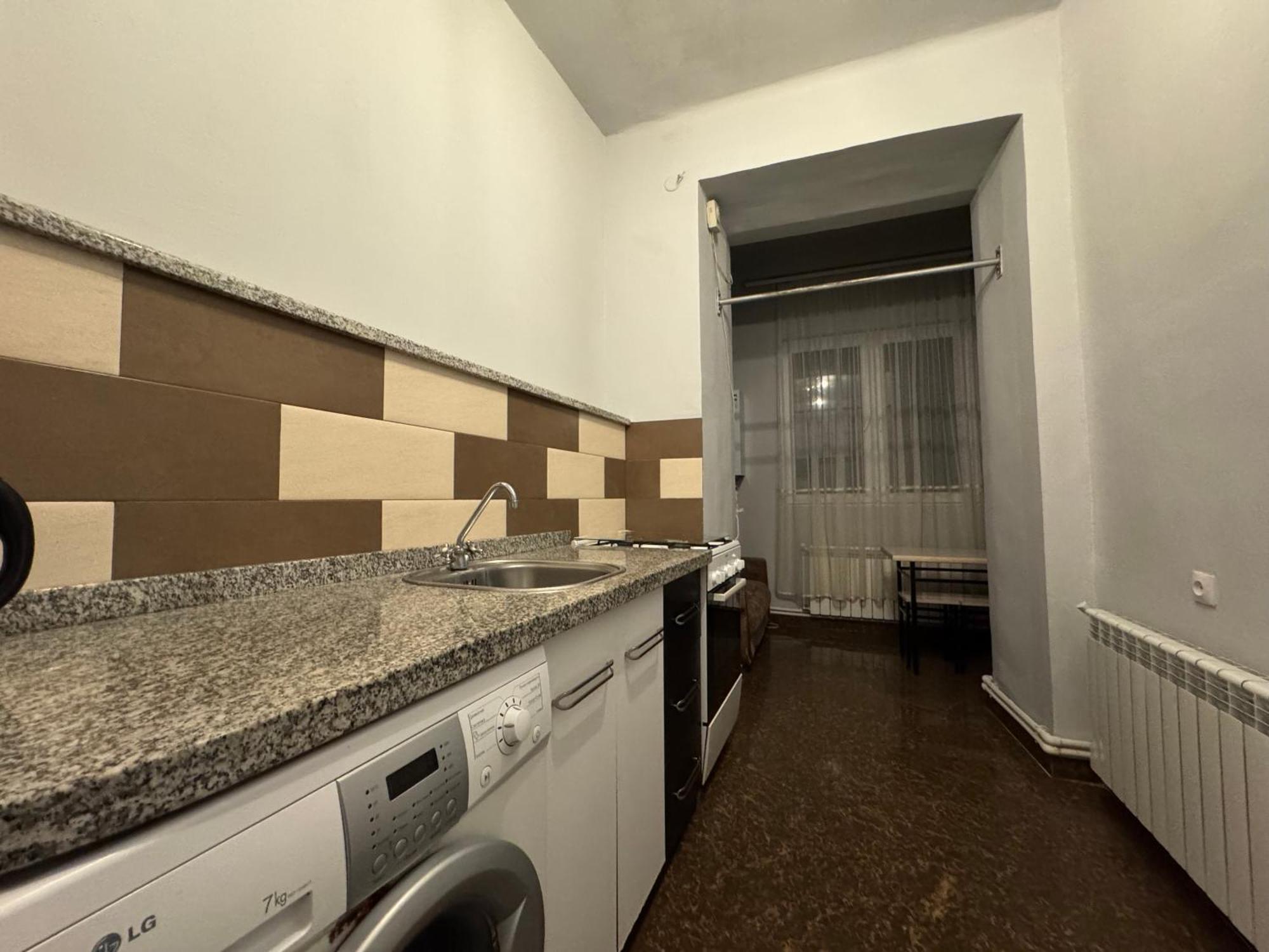 Apartments On Paronyan 15 เยเรวาน ภายนอก รูปภาพ